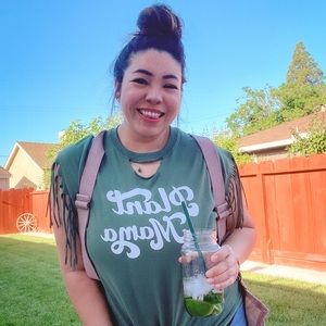 Meet your Posher, Addi